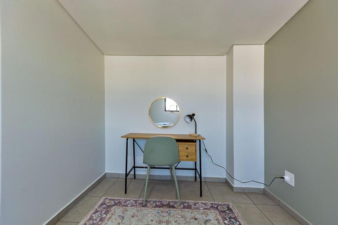 Urban Oasis At The Bolton Apartamento