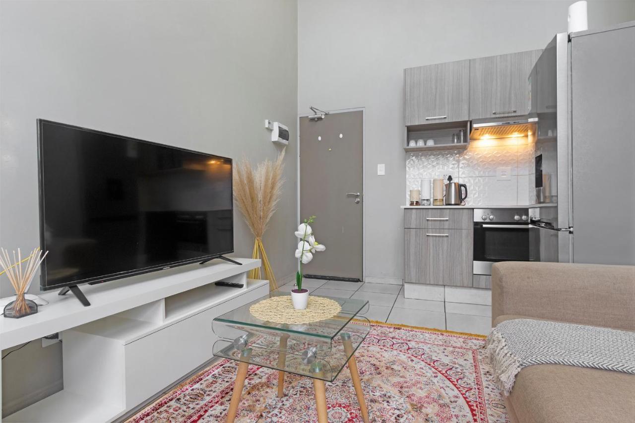 Urban Oasis At The Bolton Apartamento Joanesburgo