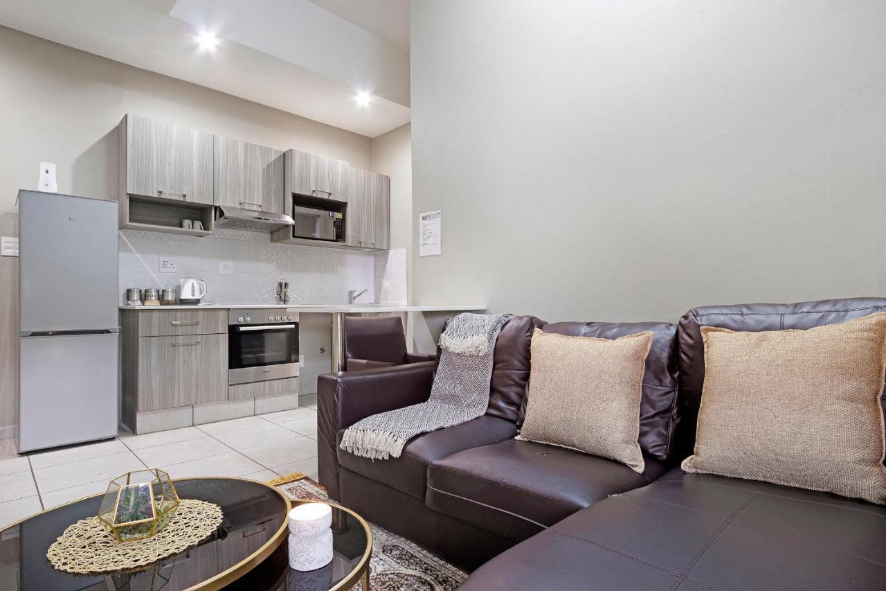 Urban Oasis At The Bolton Apartamento *